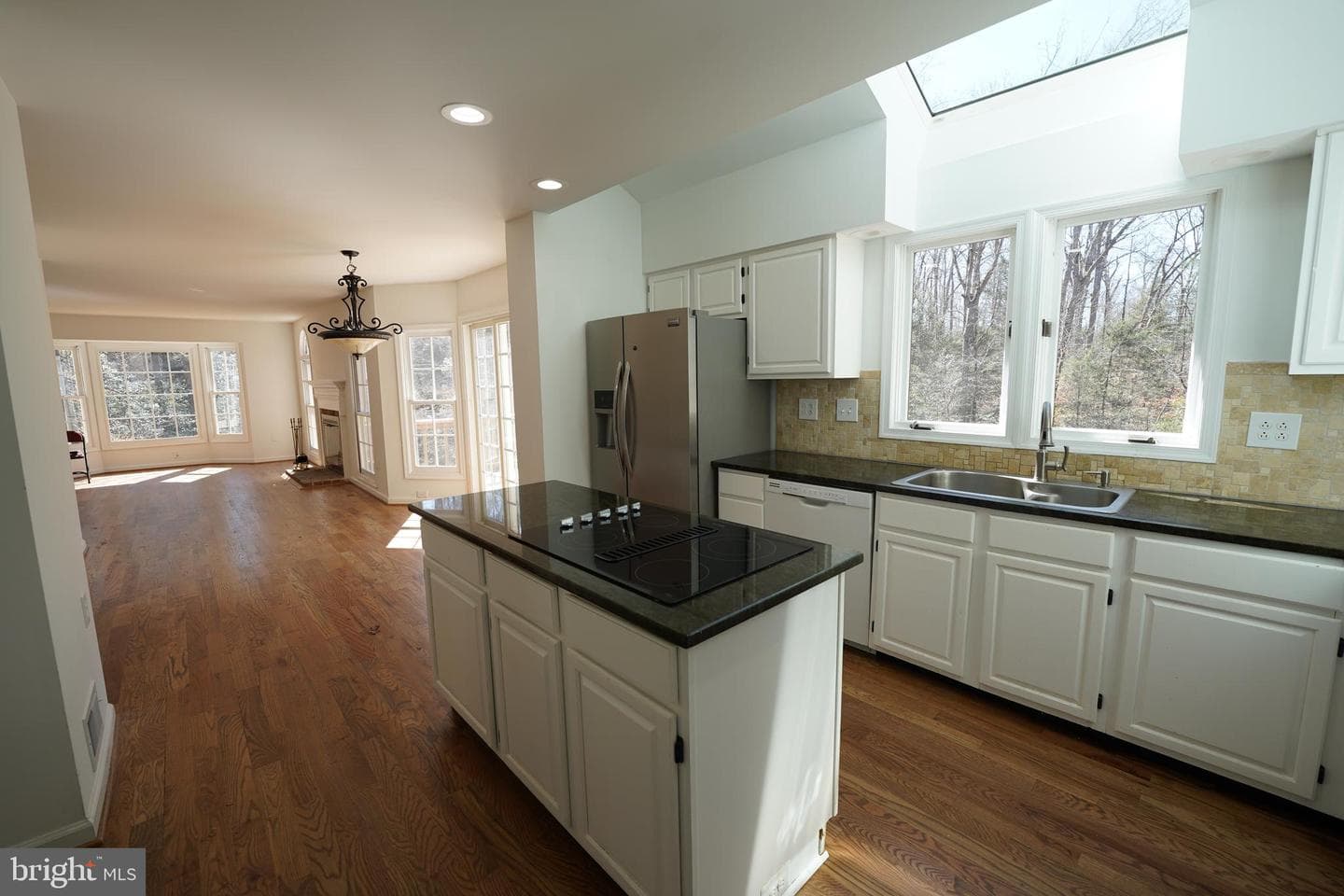 6195 River Forest Drive photo 10