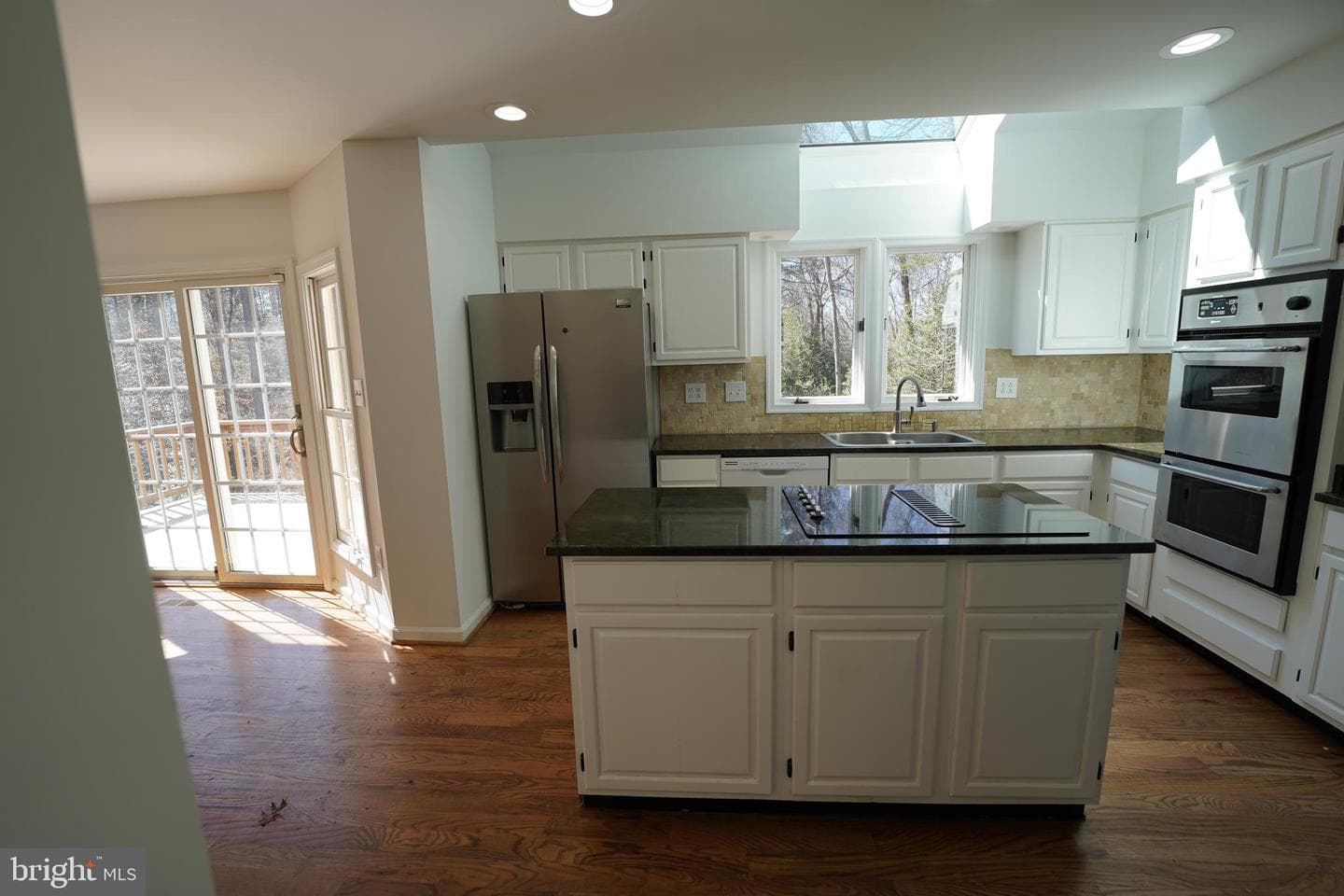 6195 River Forest Drive photo 9