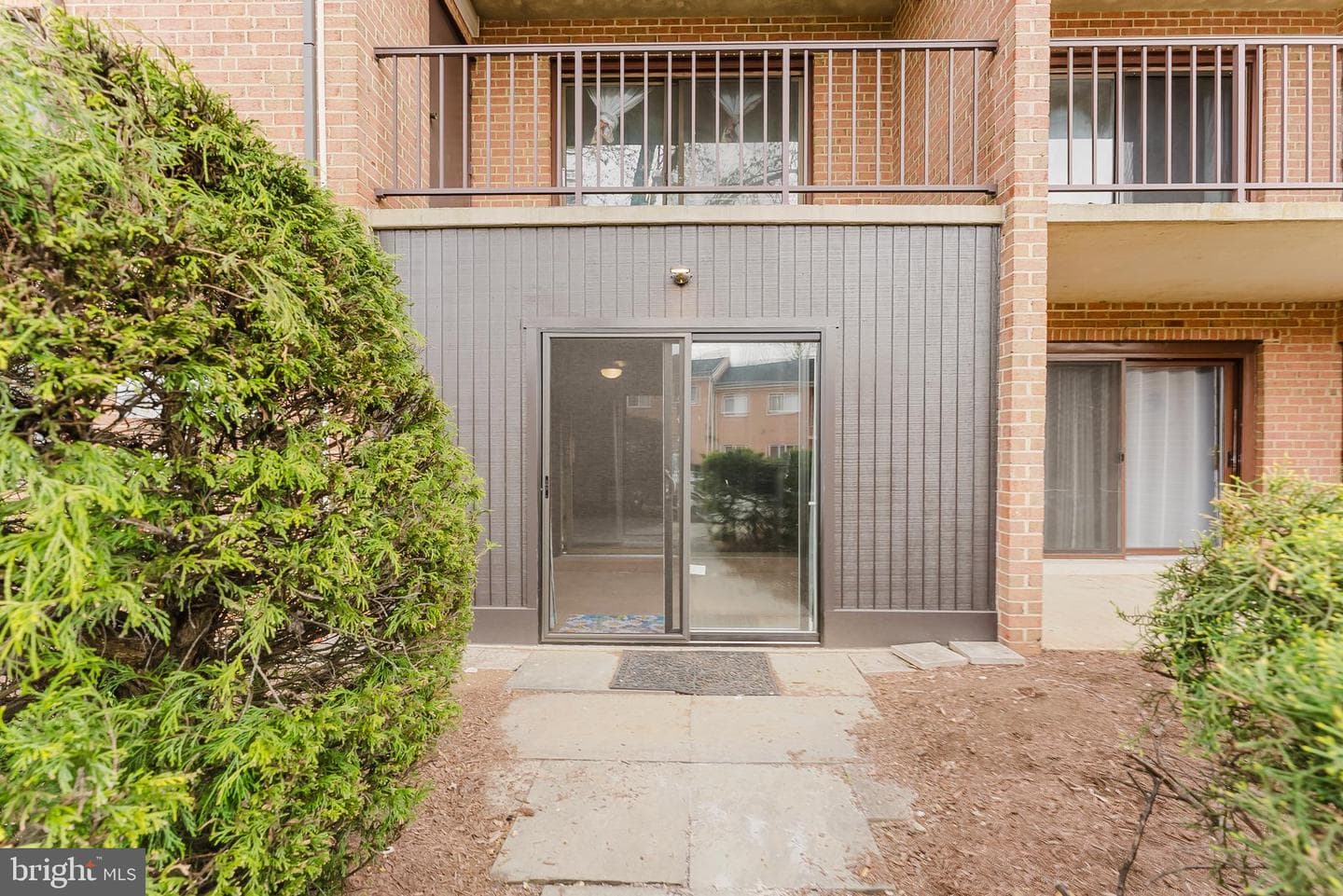 10627 Provincial Drive #b photo 2