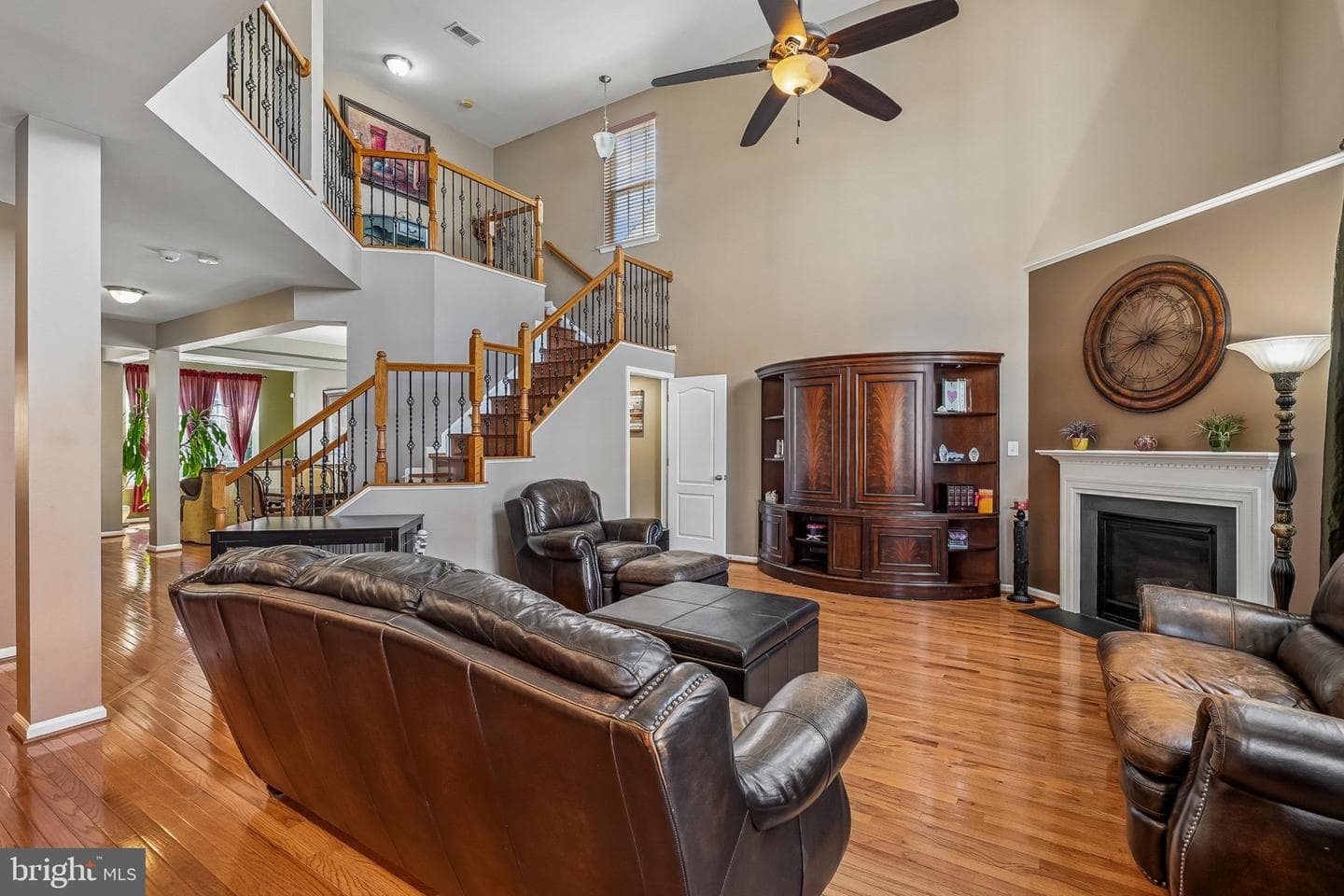8716 Raleigh Mews photo 17