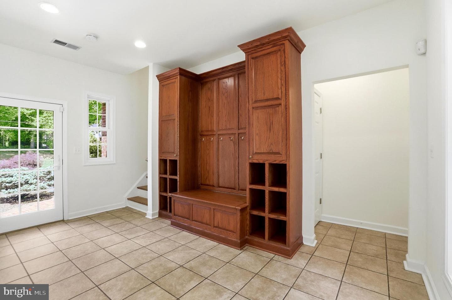 7008 Trappers Court photo 22