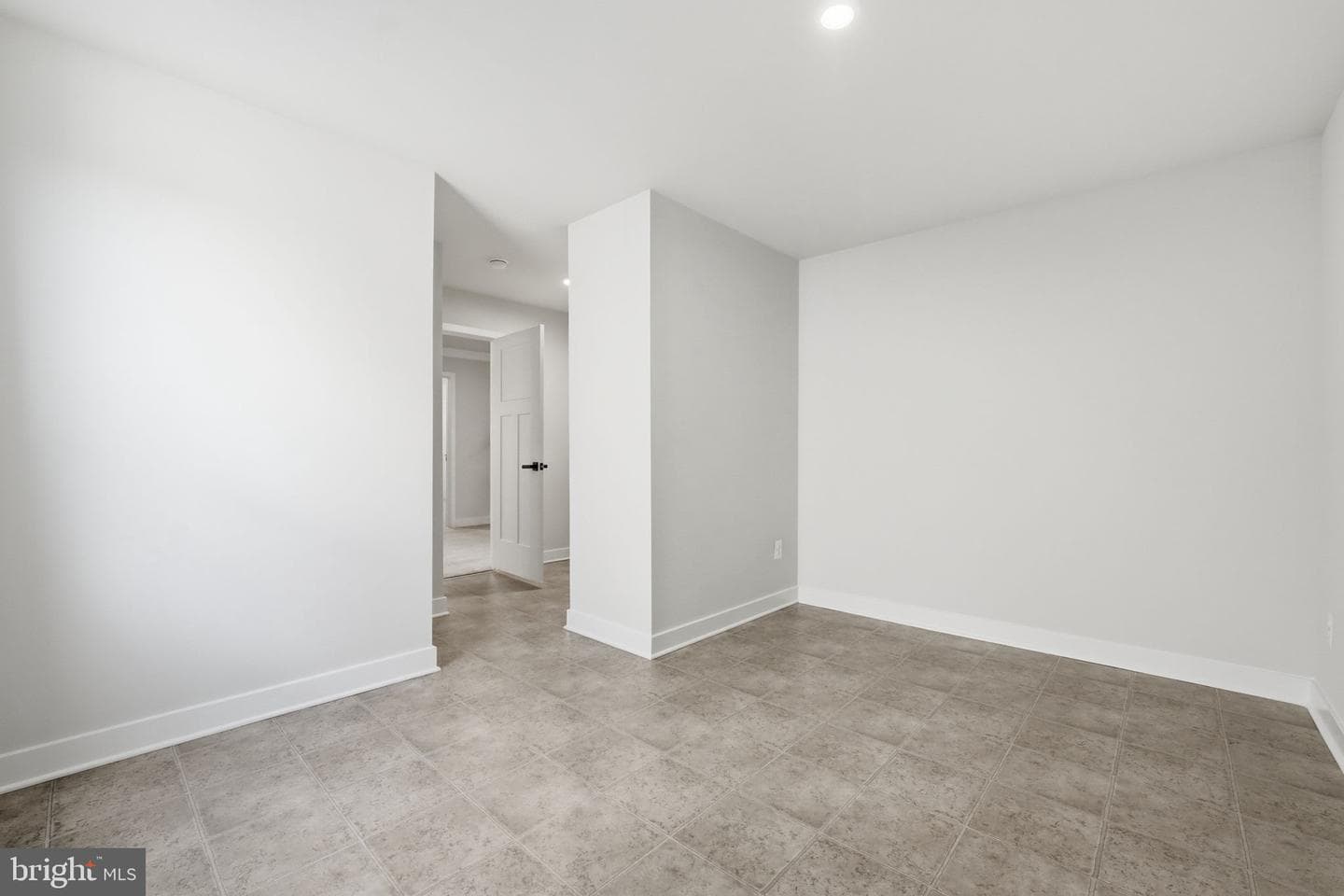 2252 Red Pine Loop photo 33