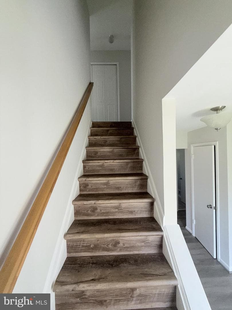 6012 Phillipp Court photo 22