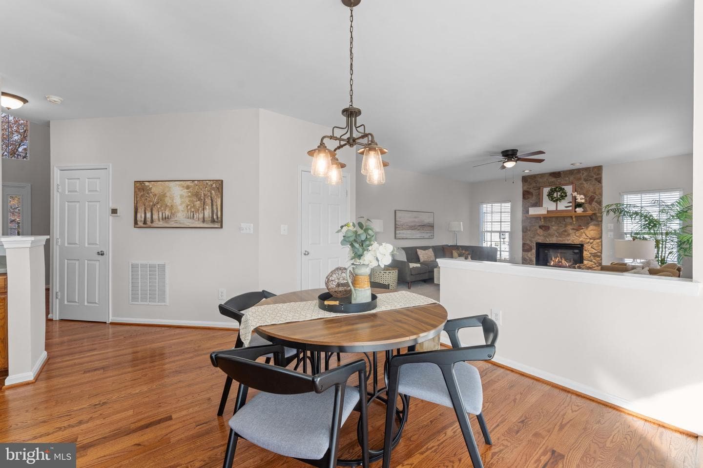 12288 Grimsby Lane photo 29