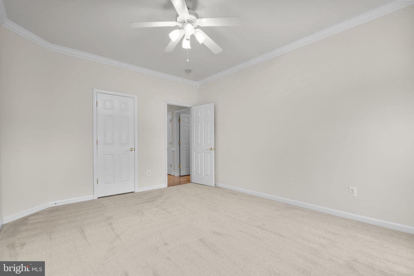 5725 Caribbean Court photo 38