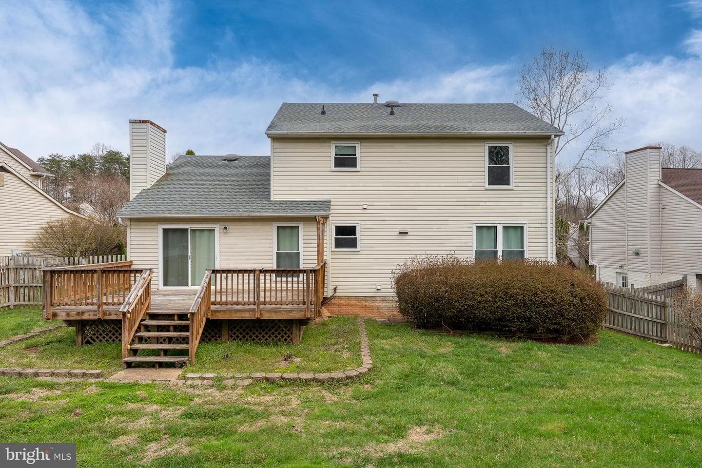 5568 Roundtree Drive photo 10