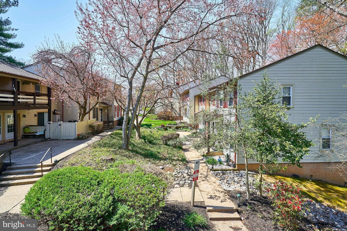 2841 Chablis Circle photo 32