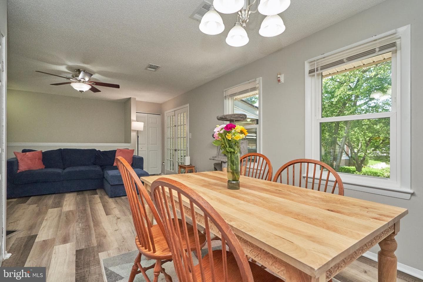 2841 Chablis Circle photo 9