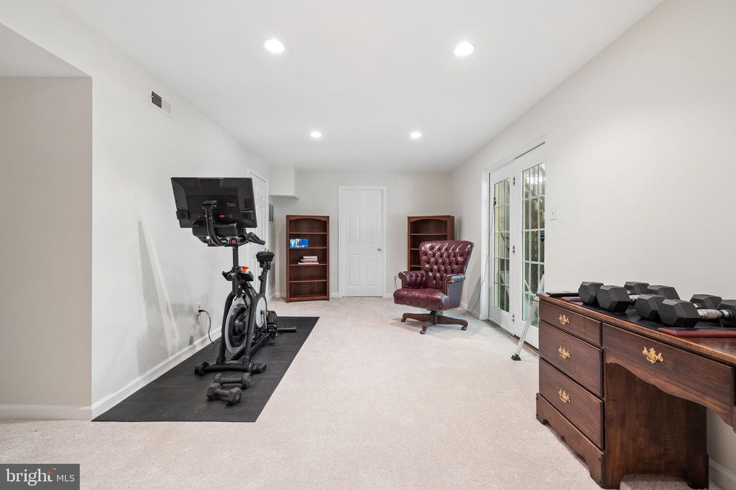 15030 Knickerbocker Drive photo 32