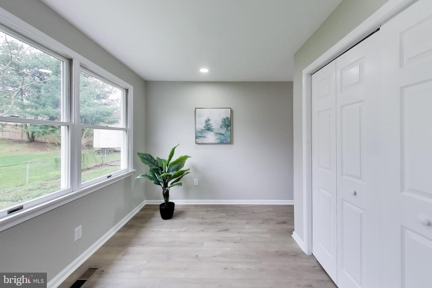 2907 Alliance Lane photo 9