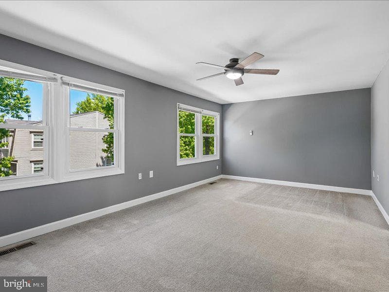 12123 Salemtown Drive photo 10