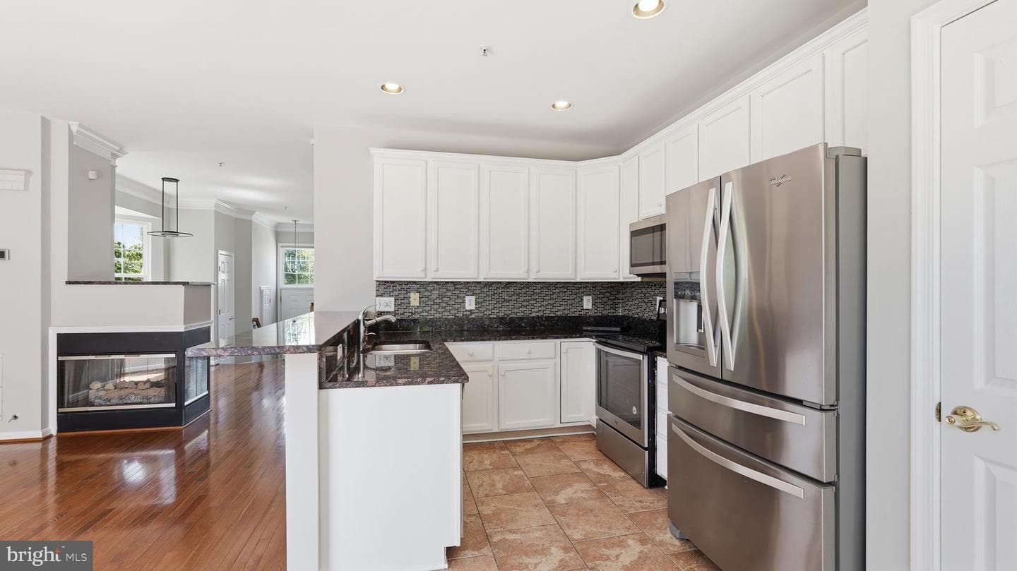 8100 Cerromar Way photo 11