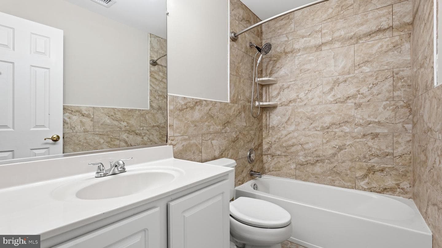 8100 Cerromar Way photo 25