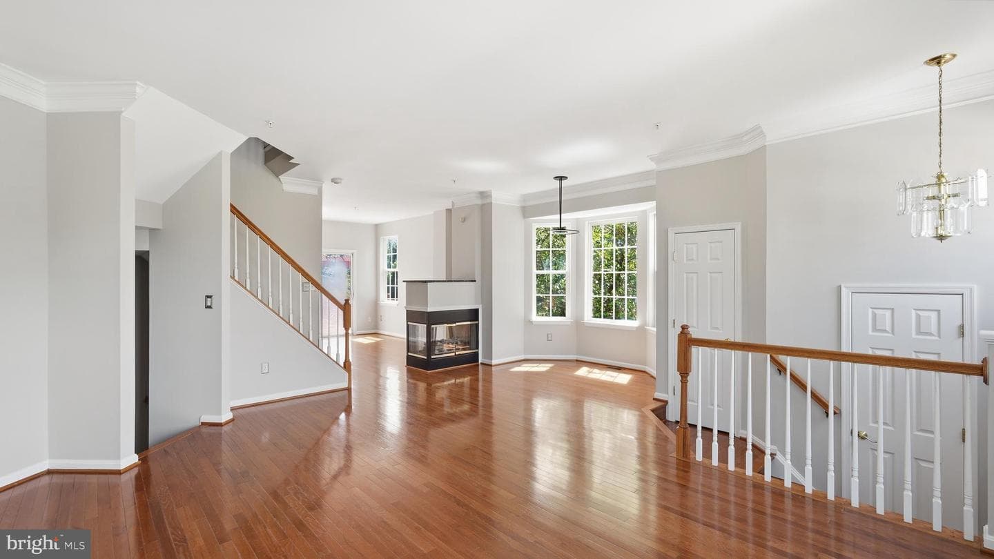 8100 Cerromar Way photo 5
