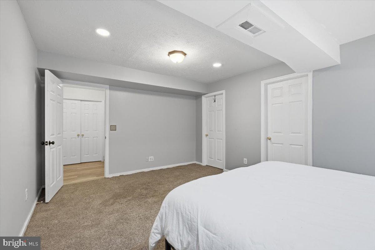 4366 Stepney Drive photo 37