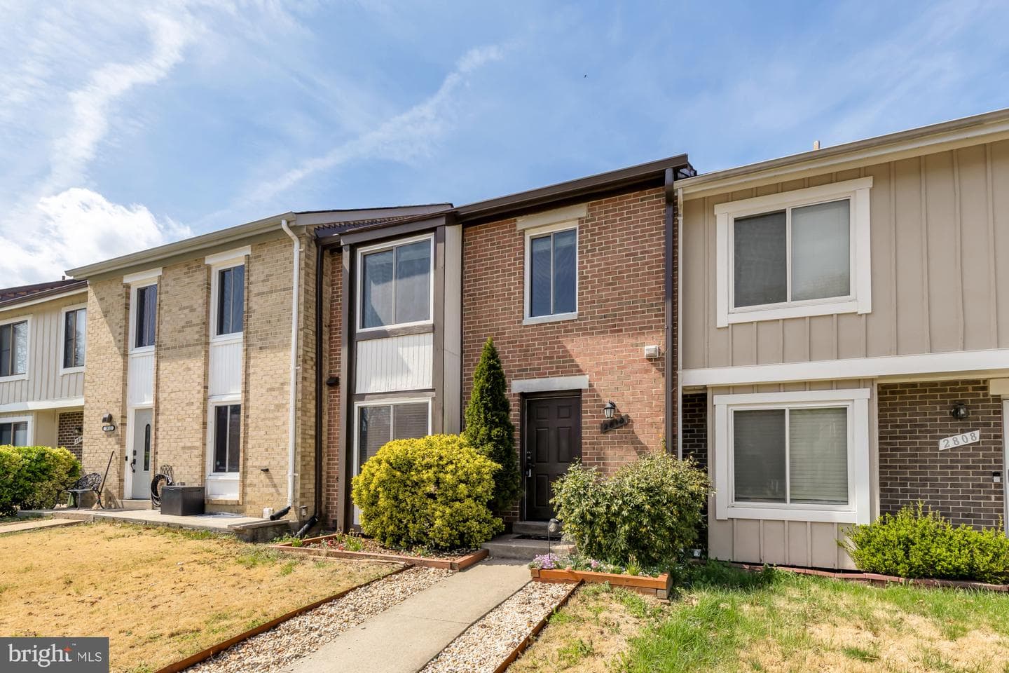 2810 Cambridge Dr