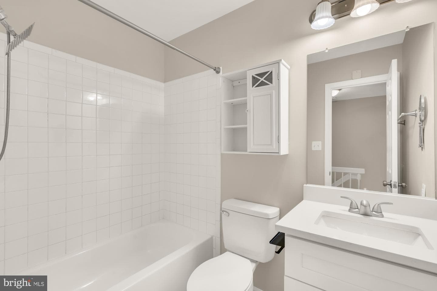 2810 Cambridge Drive photo 29