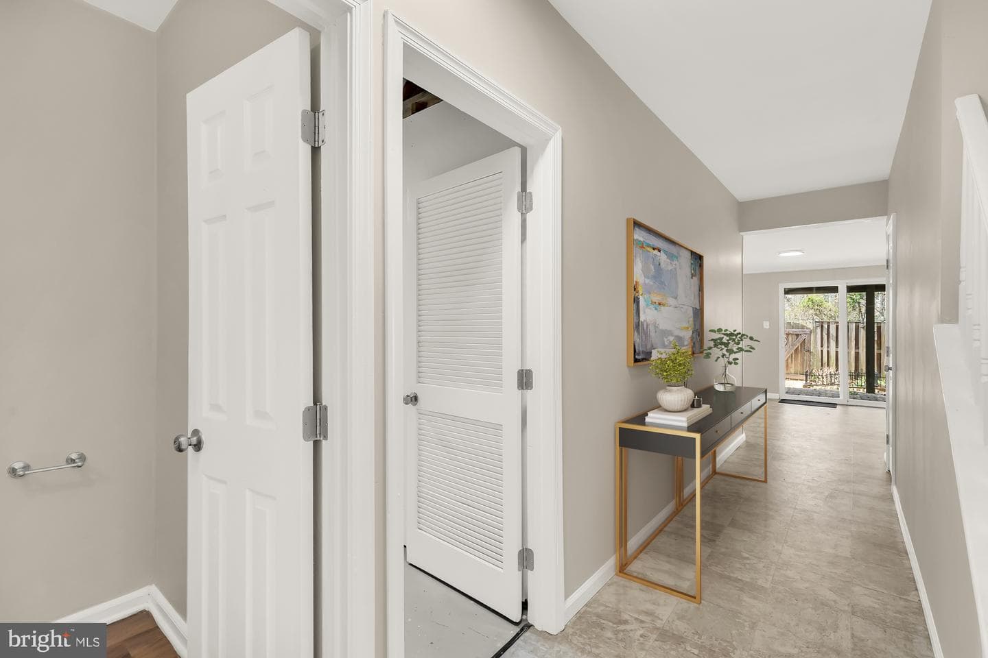 2810 Cambridge Drive photo 31