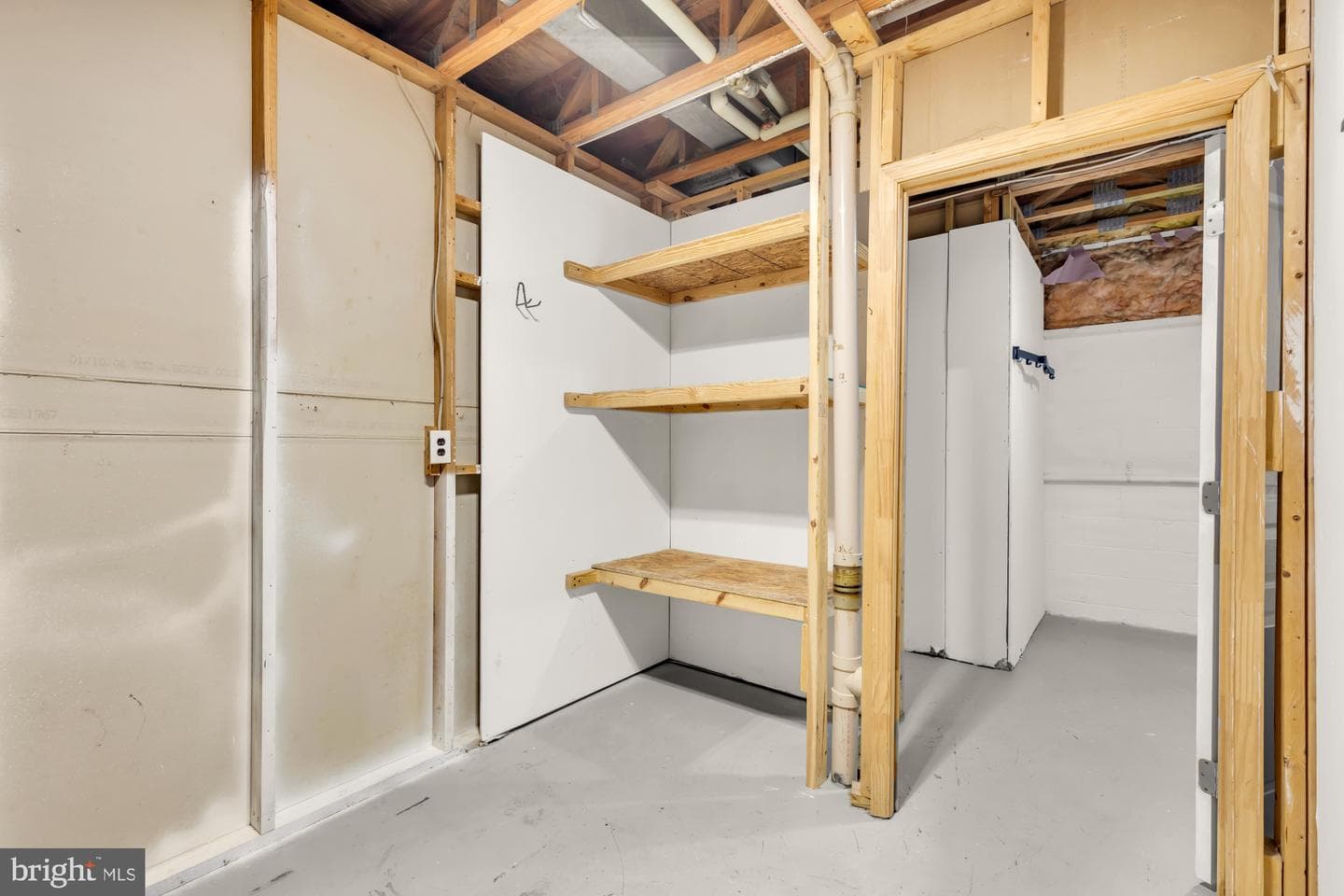 2810 Cambridge Drive photo 38