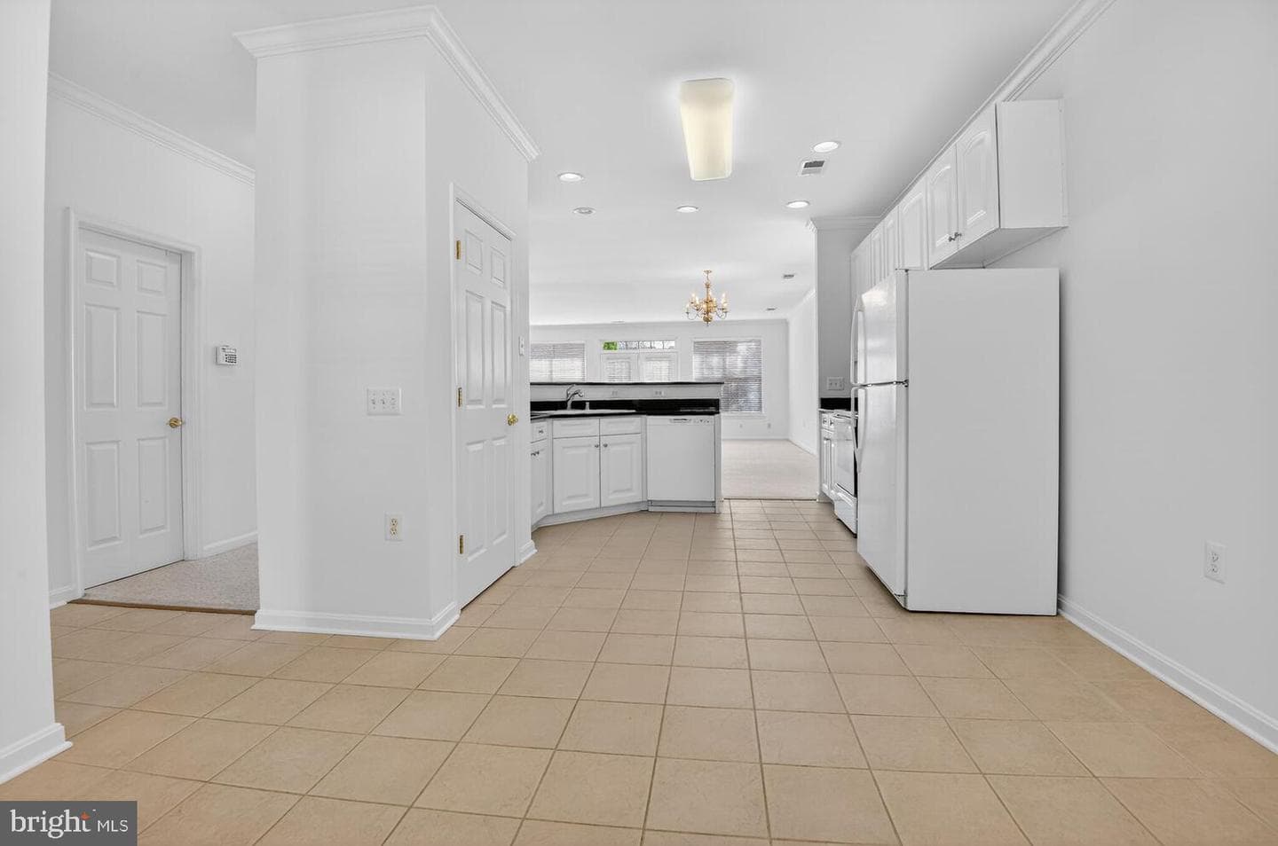 17602 Four Seasons Drive photo 5