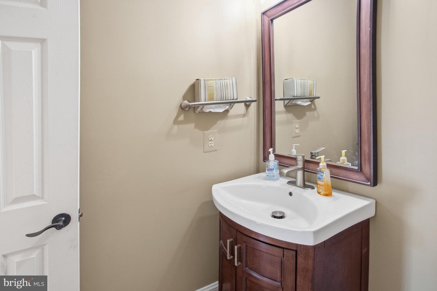 3937 Leaf Lawn Lane photo 11