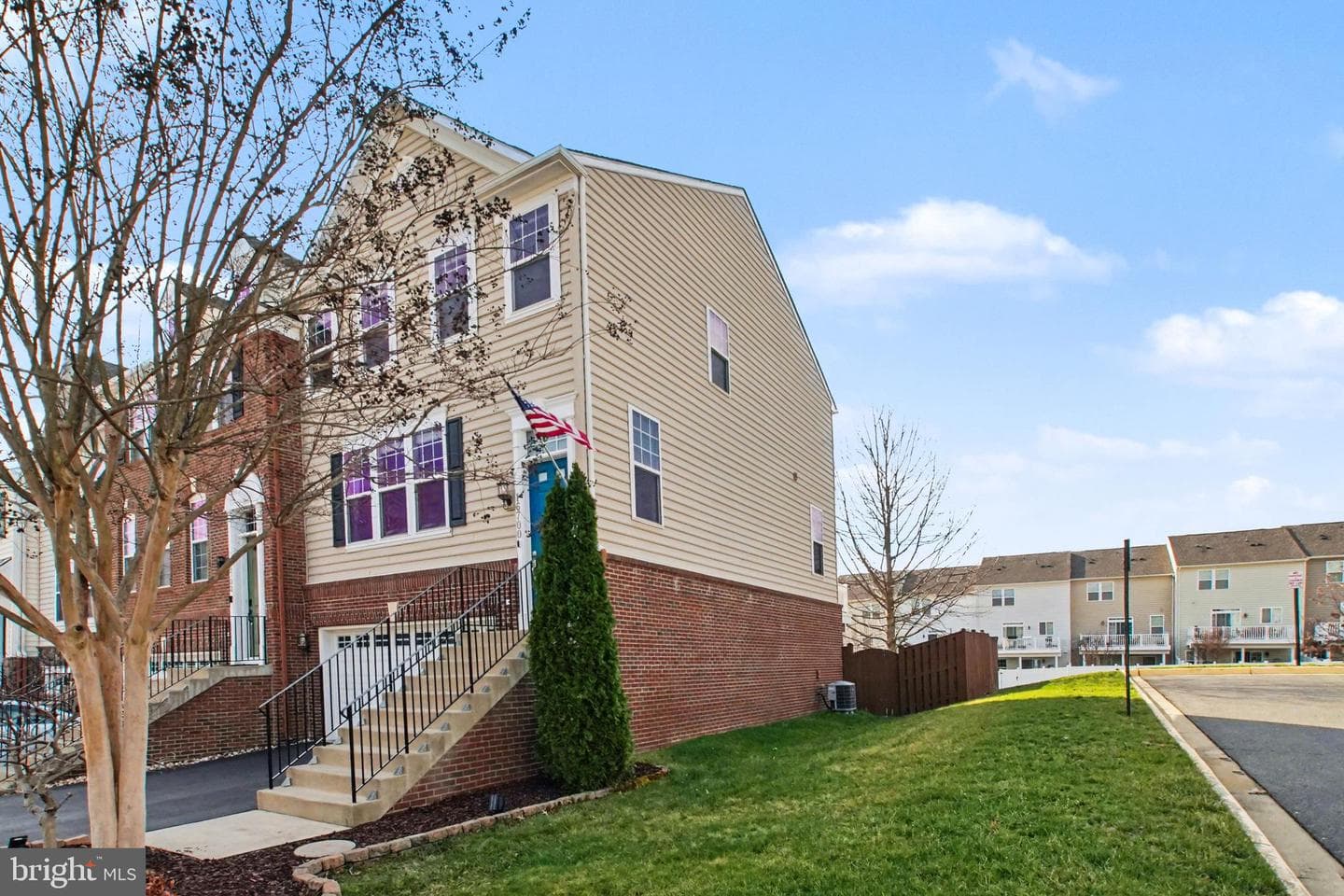 16700 Shackleford Way photo 2