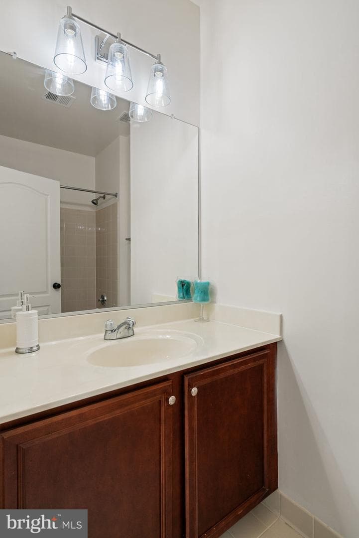 5342 Chaffins Farm Court photo 35
