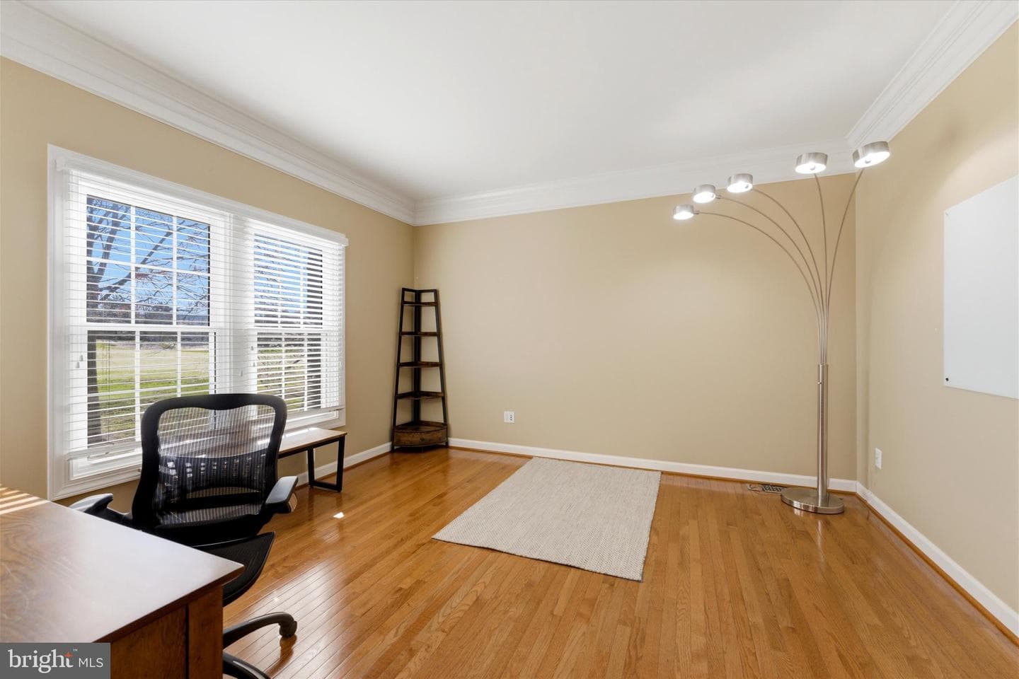 6070 Erinblair Loop photo 18