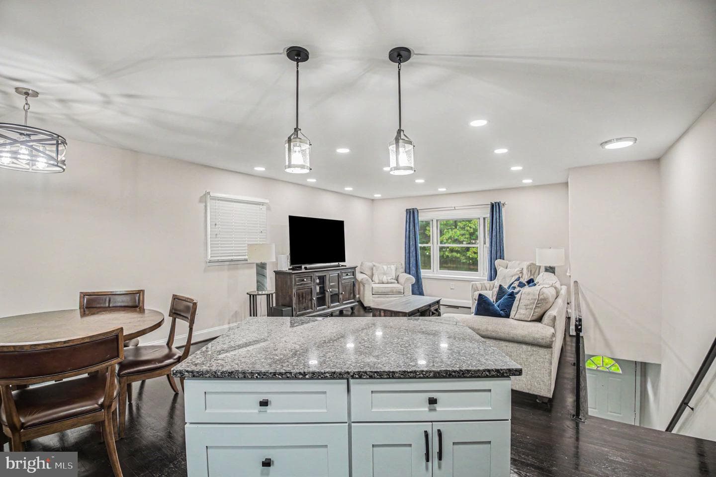 14628 Delano Drive photo 8
