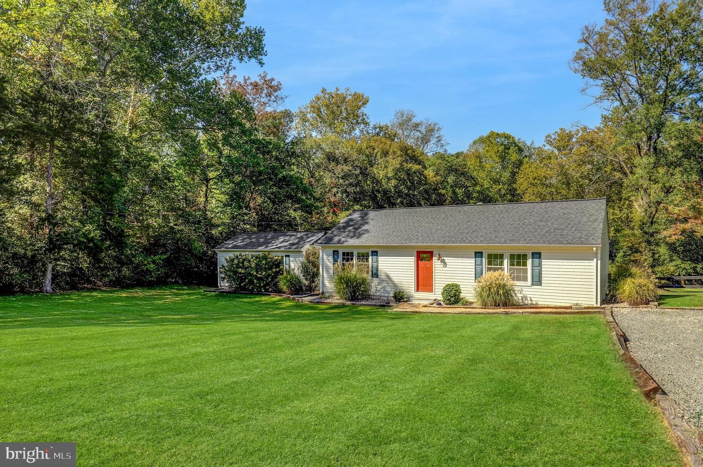 9422 Brentsville Road photo 3