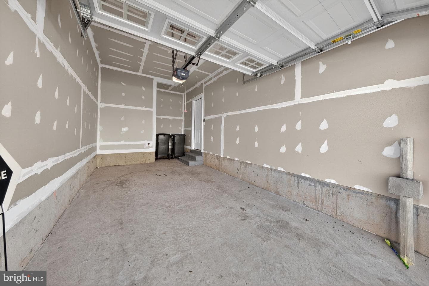 15305 Linville Creek Drive photo 36