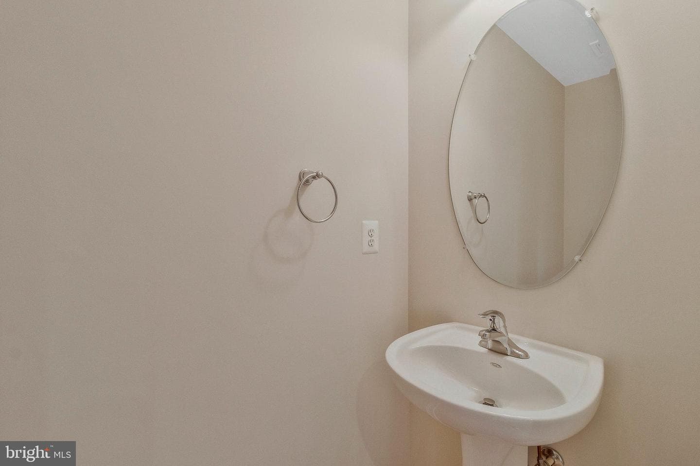 15931 Greymill Manor Drive photo 25