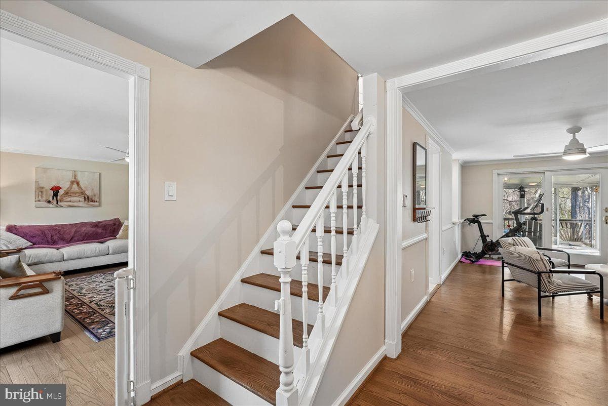 15803 Edgewood Drive photo 2