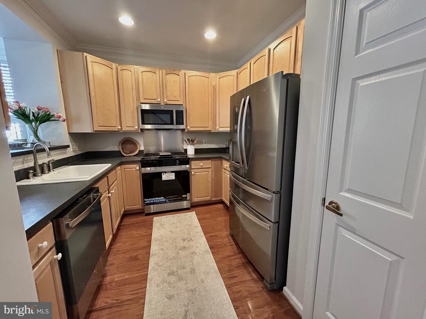 6938 Walnut Hill Drive photo 9