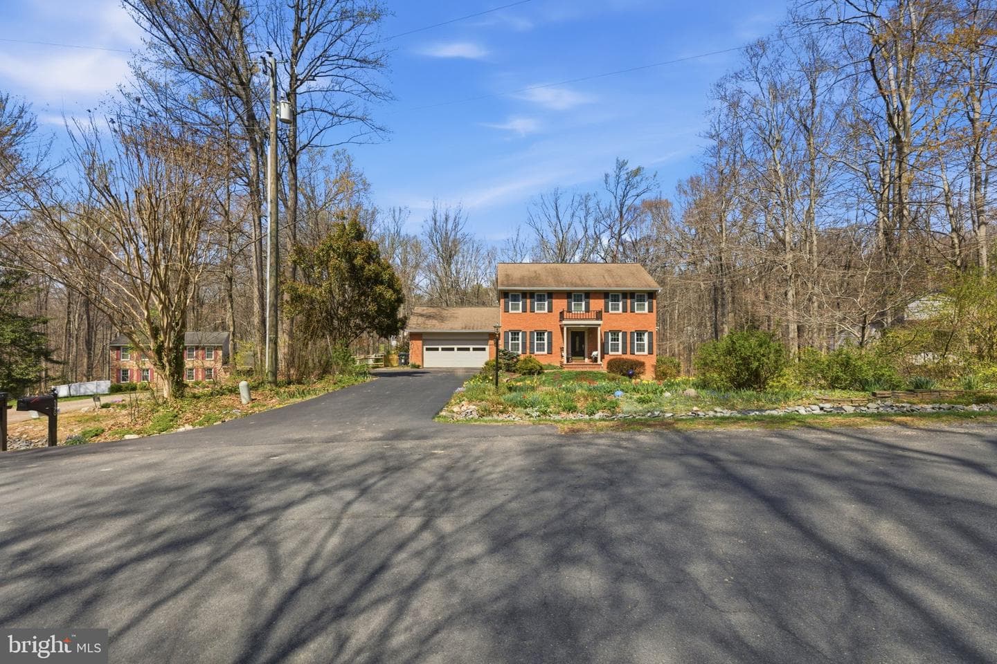 5370 Cleburne Lane photo 2