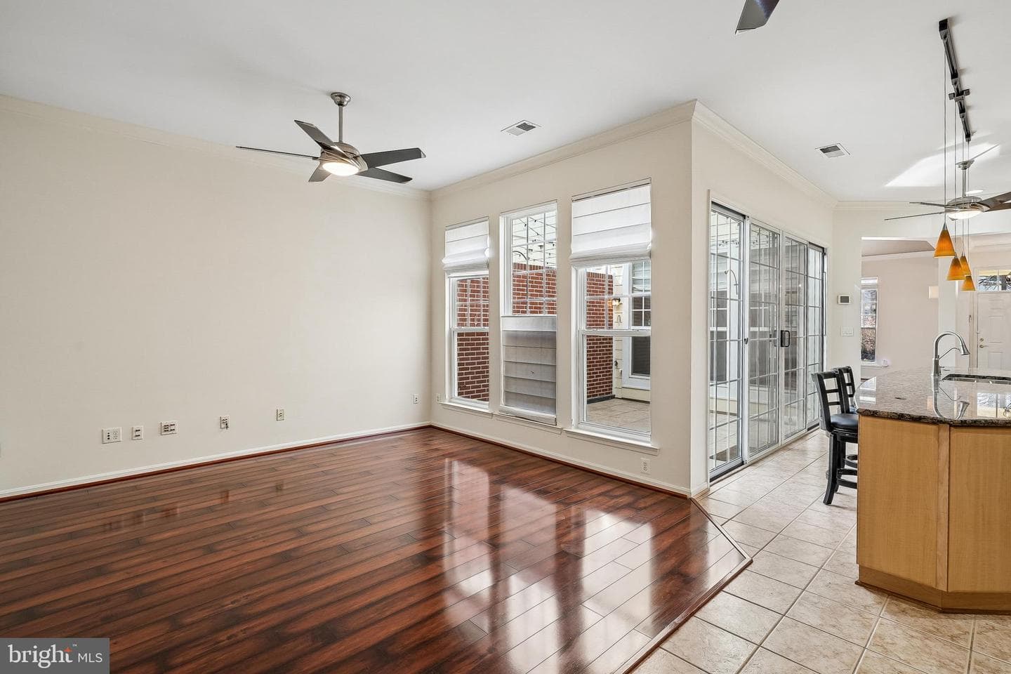 13754 Fleet Street photo 17