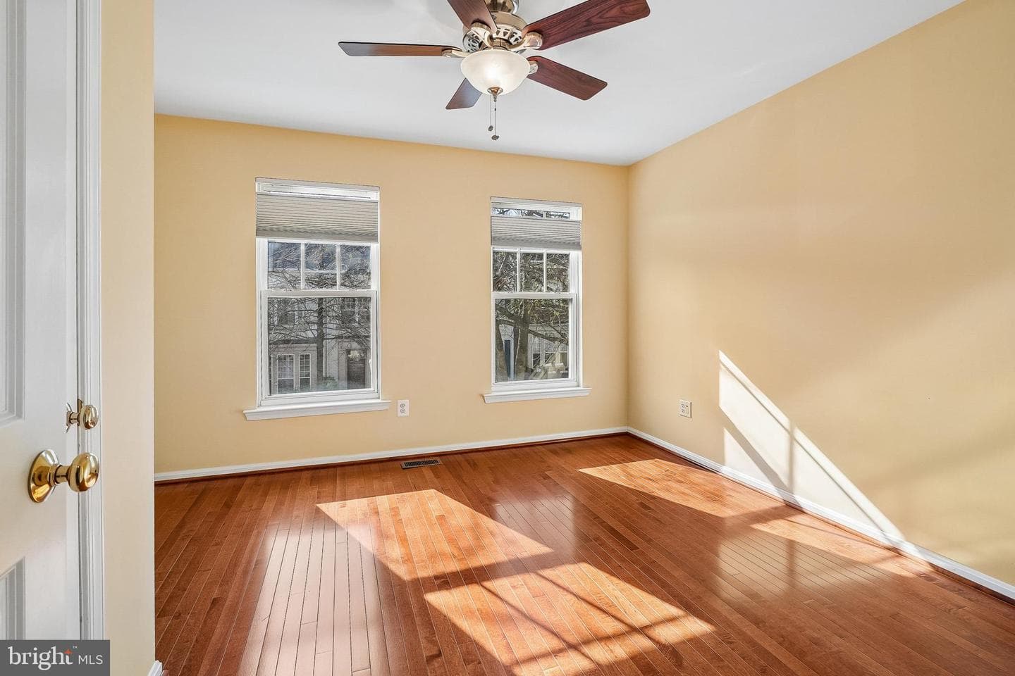 13754 Fleet Street photo 28