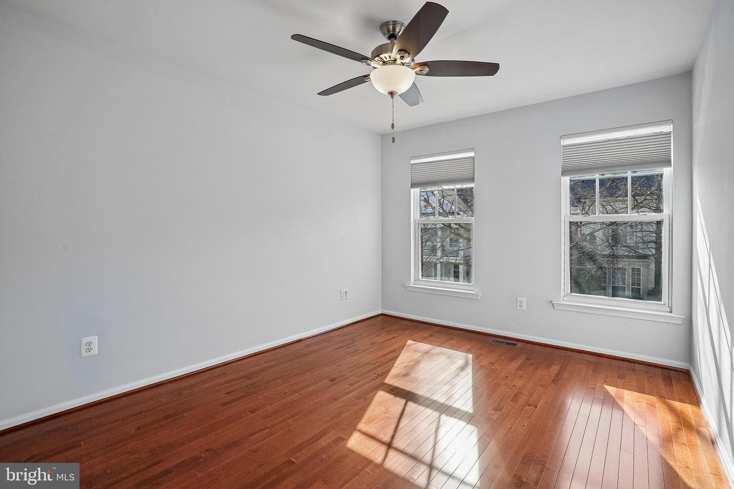 13754 Fleet Street photo 30
