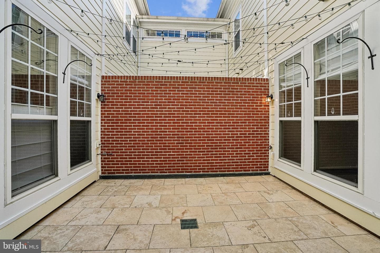13754 Fleet Street photo 35