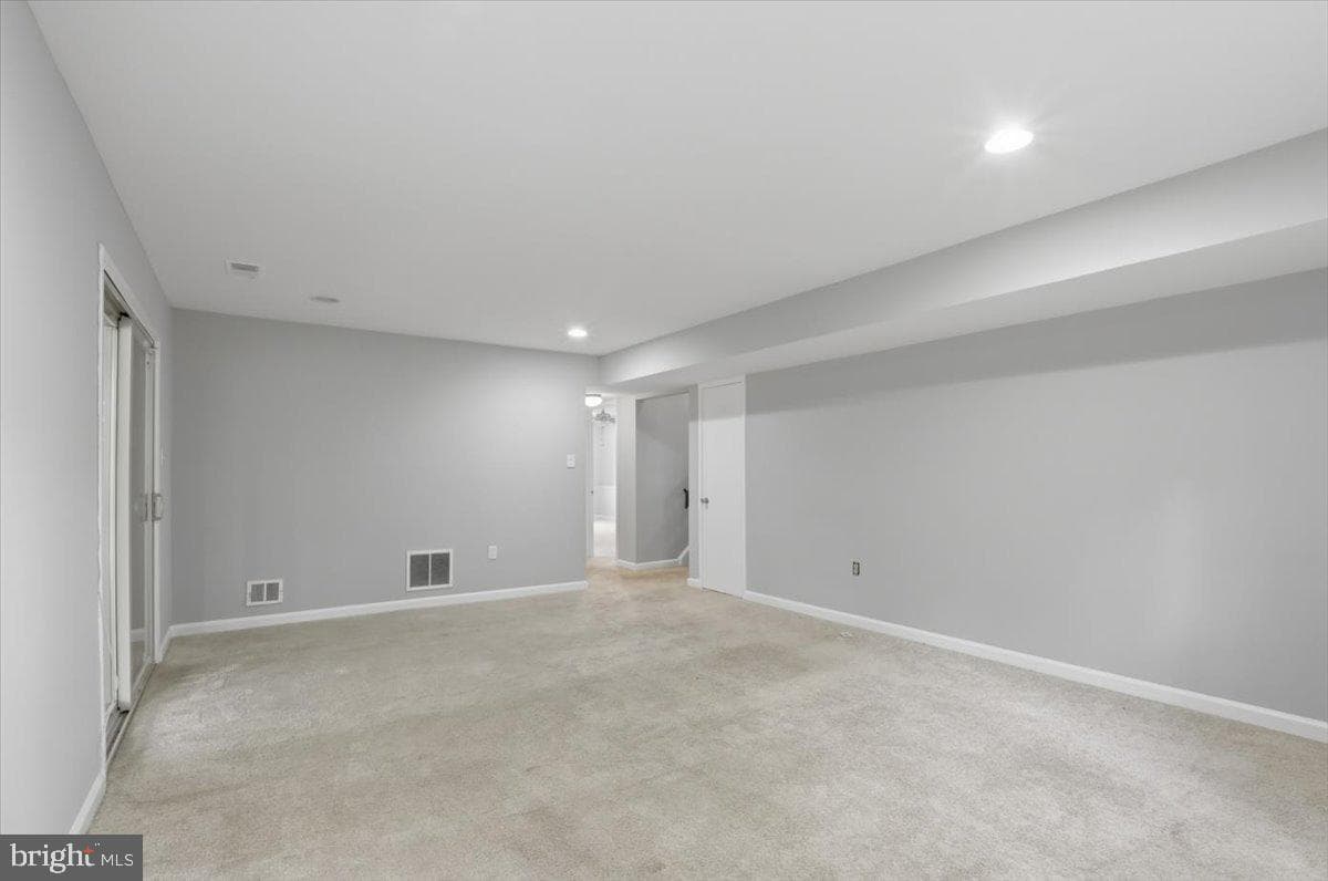 7711 Anderson Court photo 9