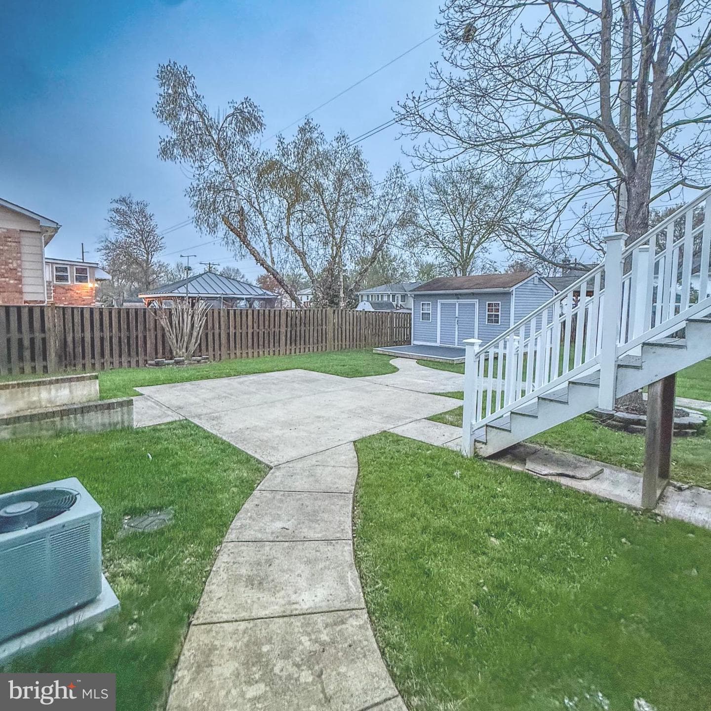 9704 Loudoun Avenue photo 31