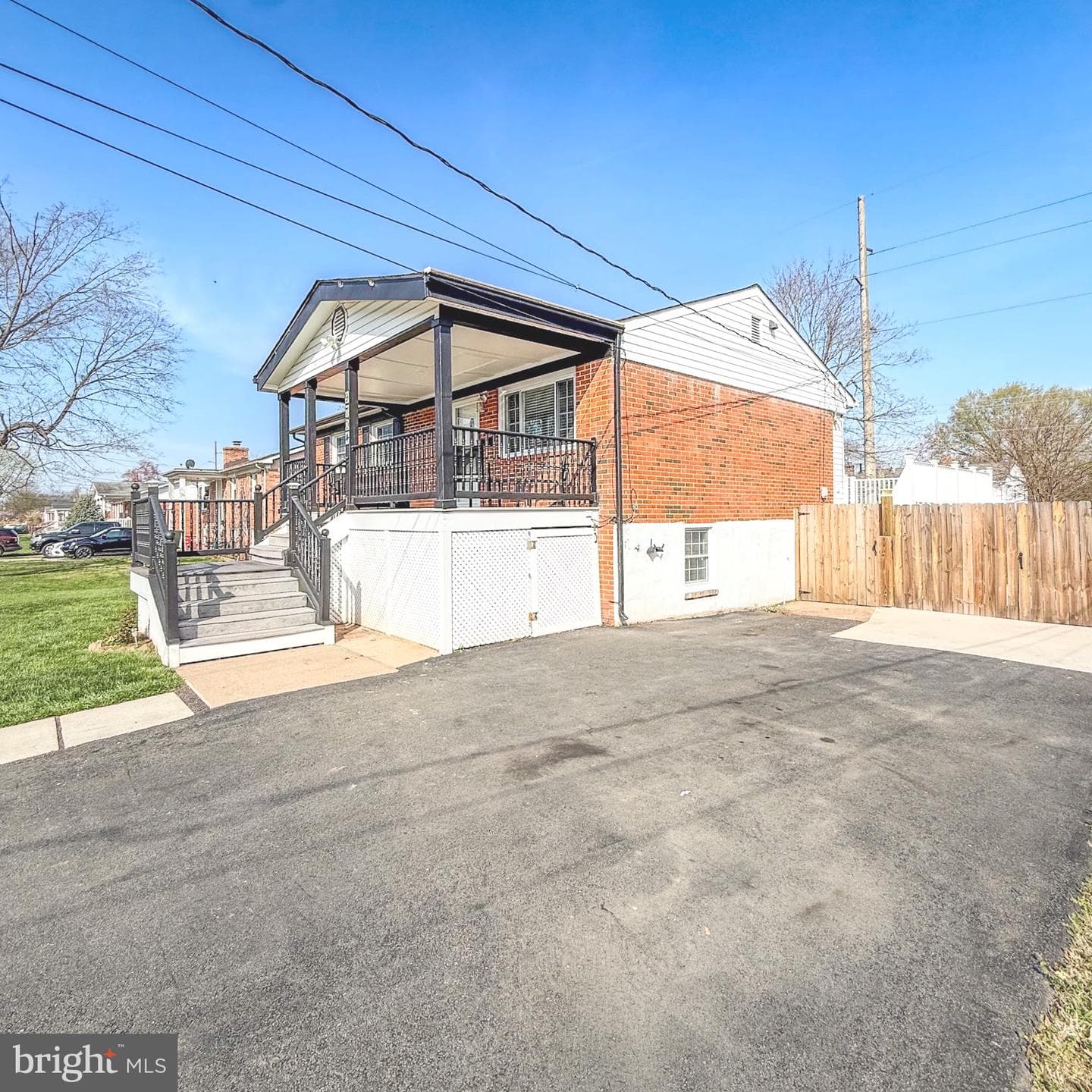 9704 Loudoun Avenue photo 5