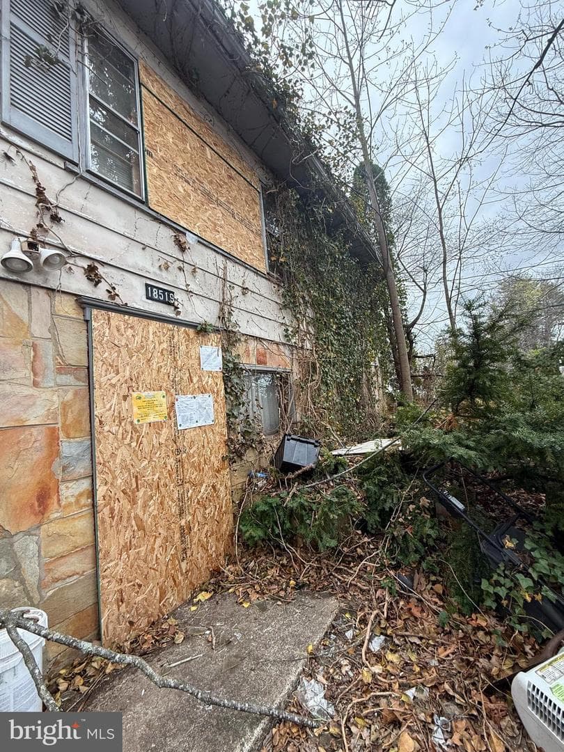 18519 Triangle Street photo 3