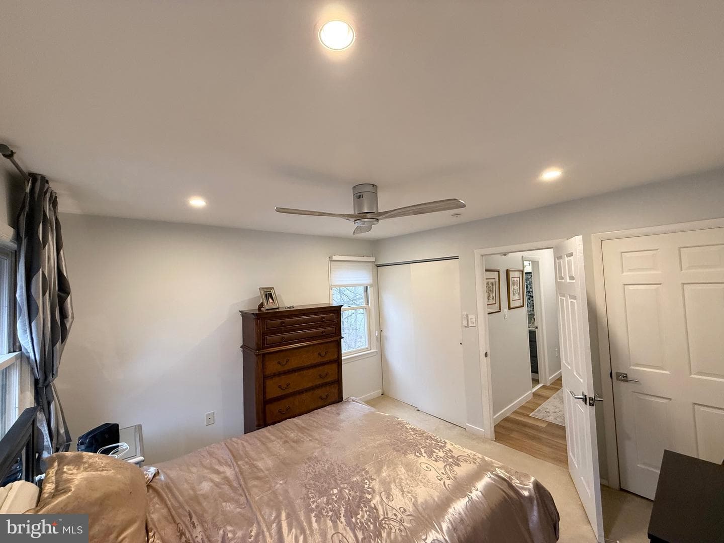 2847 Chablis Circle photo 3