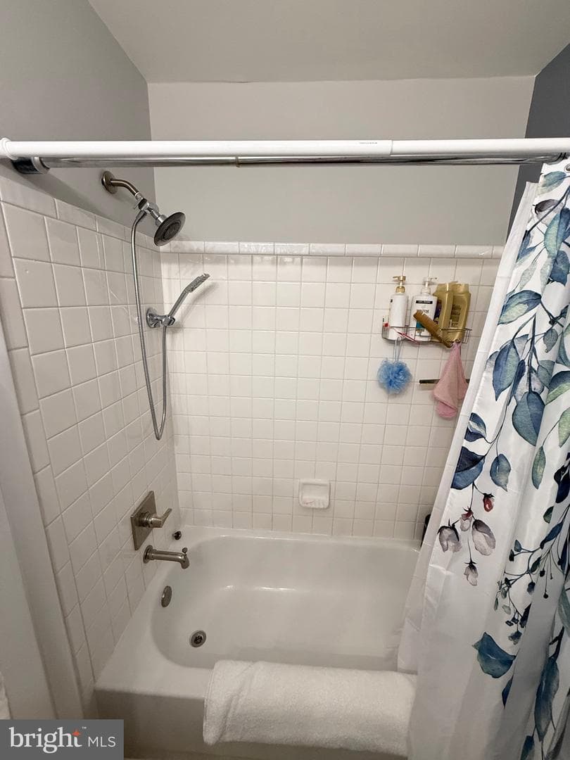 2847 Chablis Circle photo 5