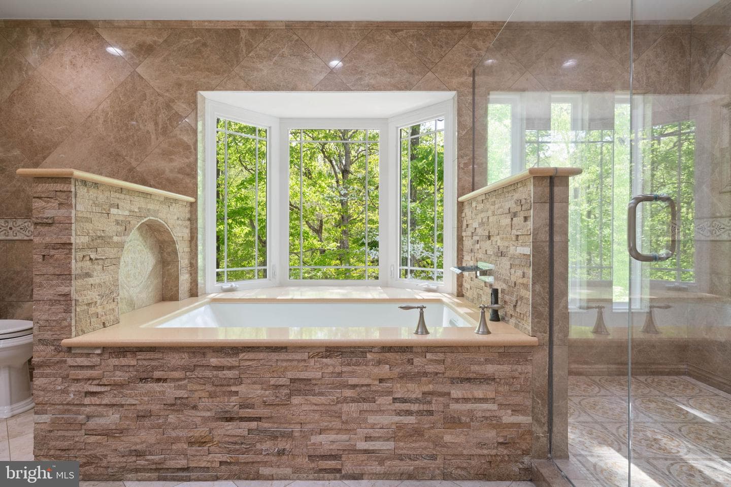 12522 Spring Drive photo 30