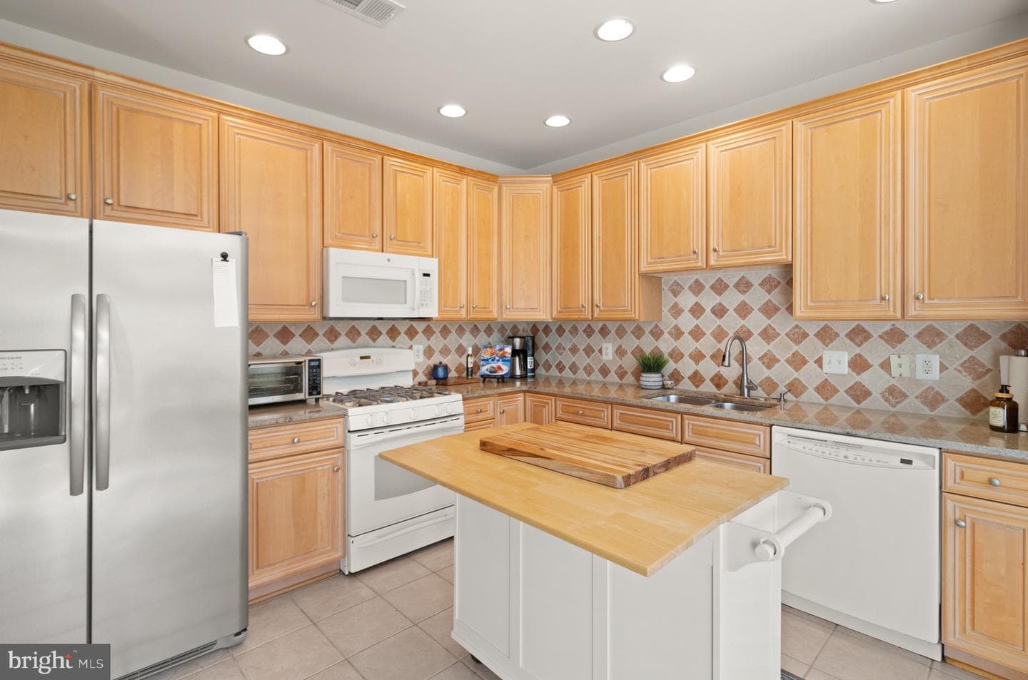 5652 Wheelwright Way photo 2