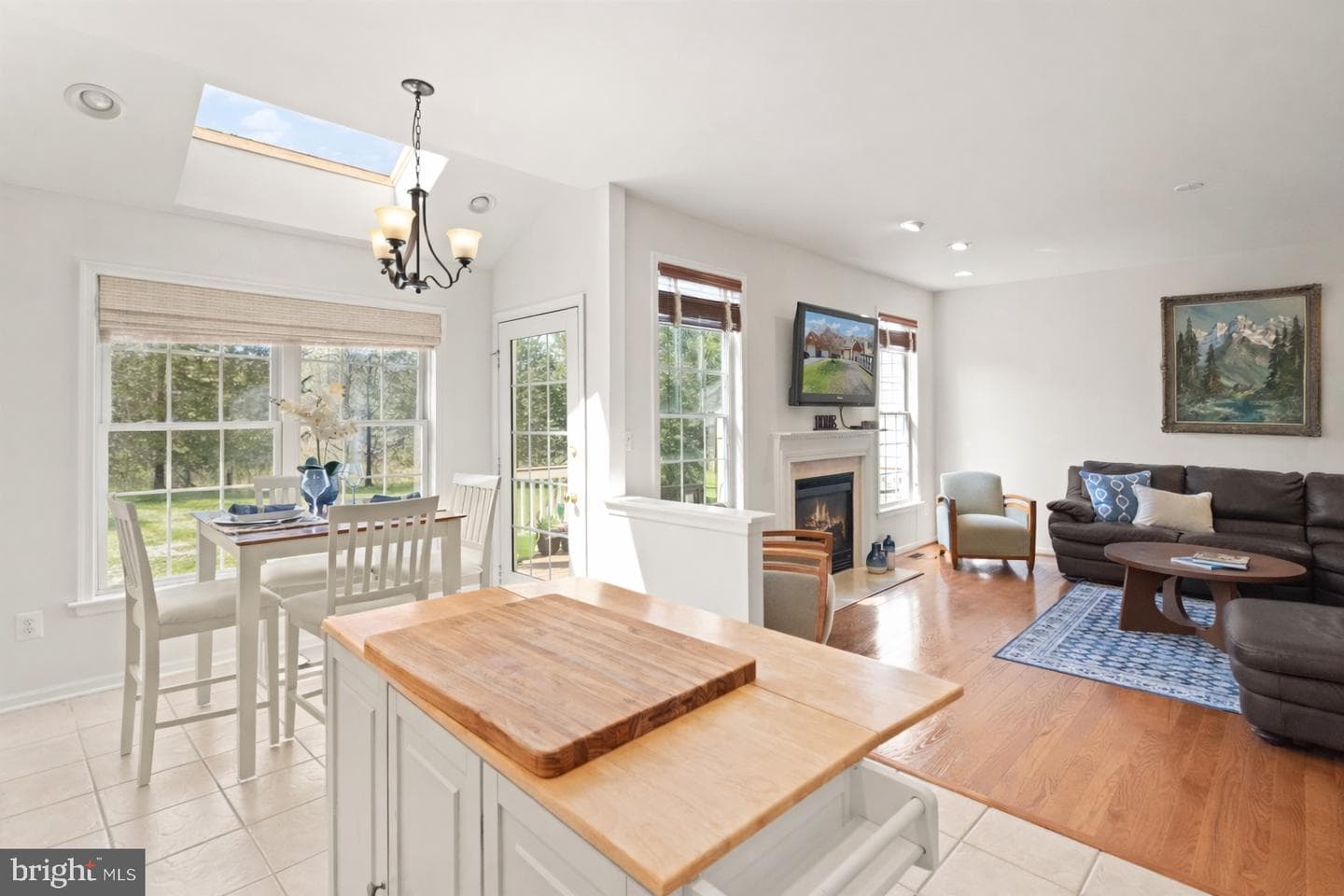 5652 Wheelwright Way photo 6