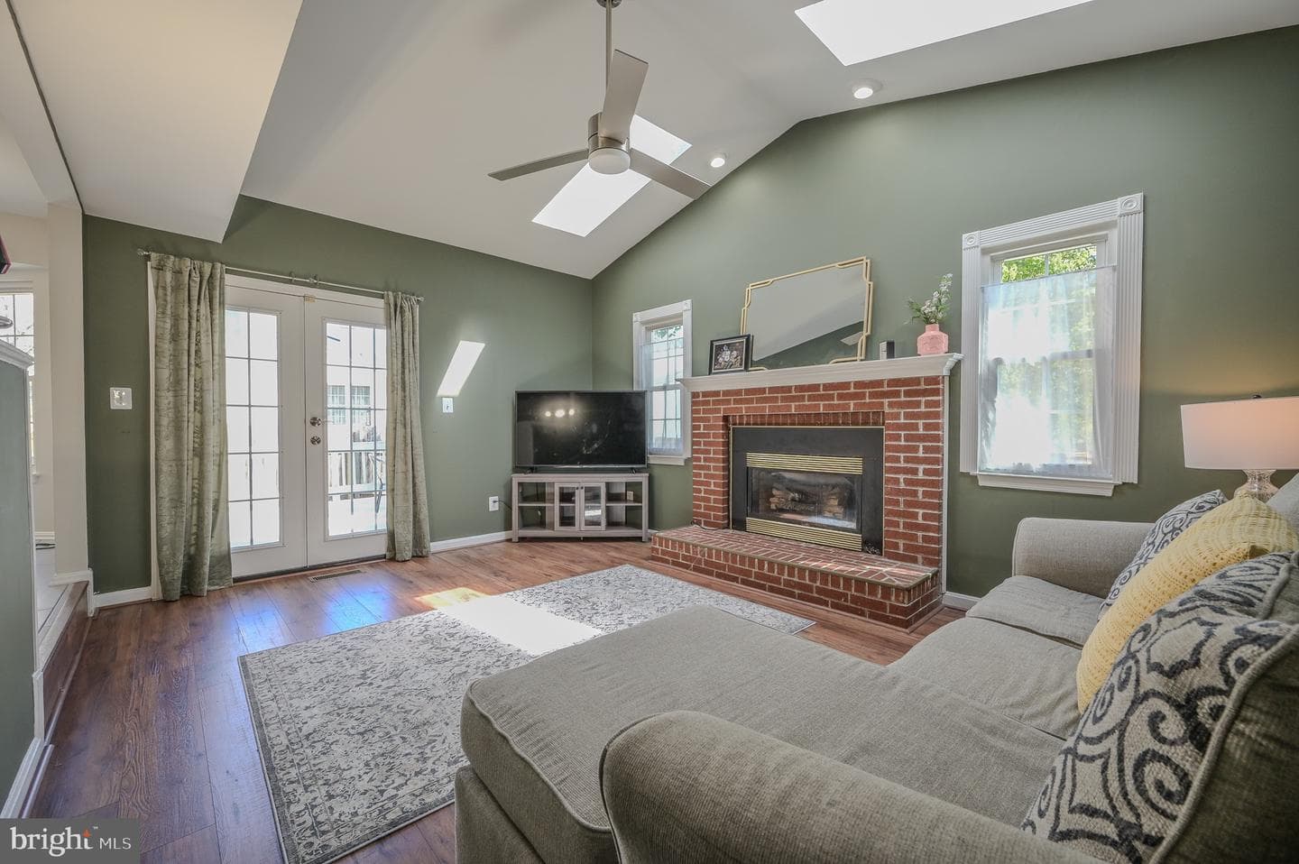 14719 Stratford Drive photo 14