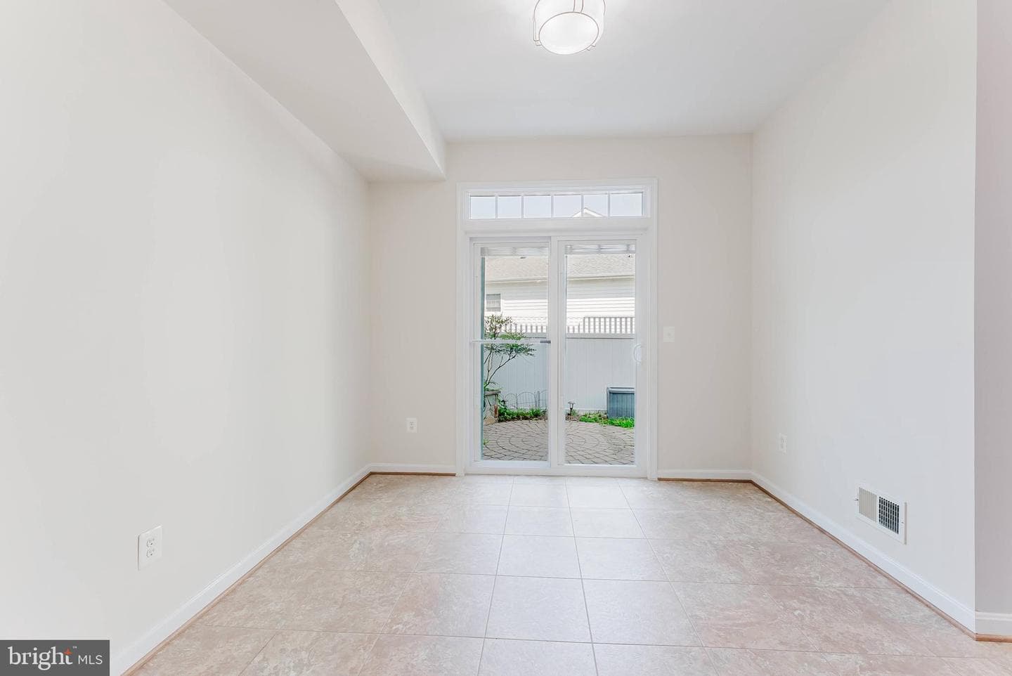 13075 Sidlaw Hills Lane photo 16